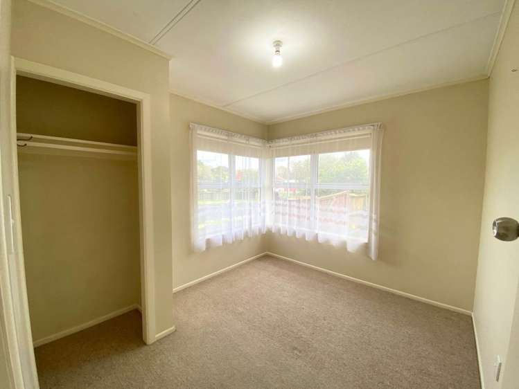 24 Blampied Road Otara_8