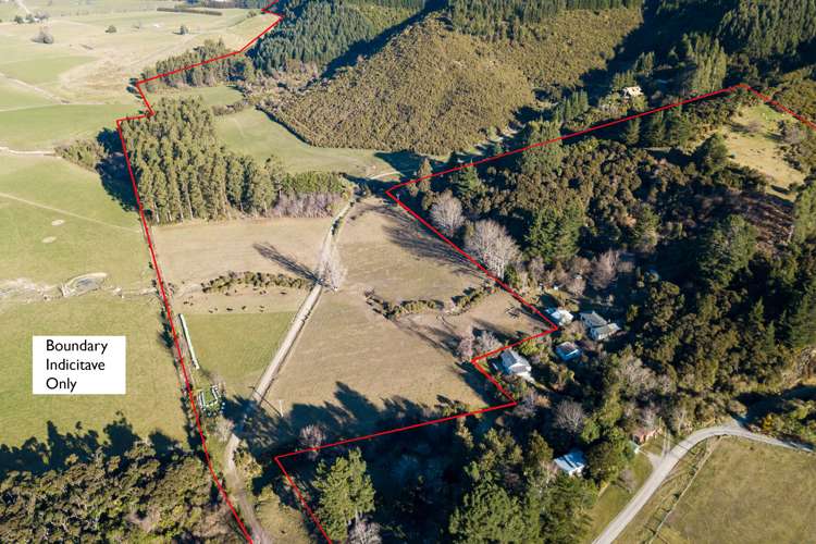 211 Blandswood Road Mesopotamia_10