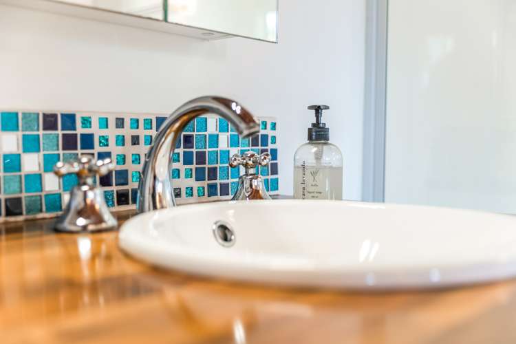 43b Kauri Road Stanmore Bay_13