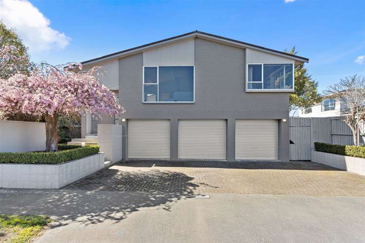 28 Yellowstone Crescent Burwood_4