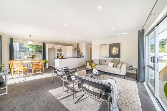 Freestanding Oasis - Outstanding Location