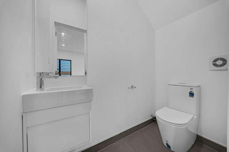 5A Pinewood Street Avondale_9