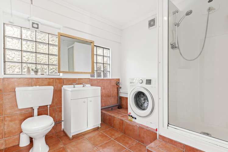 9 Lancewood Avenue Titirangi_25