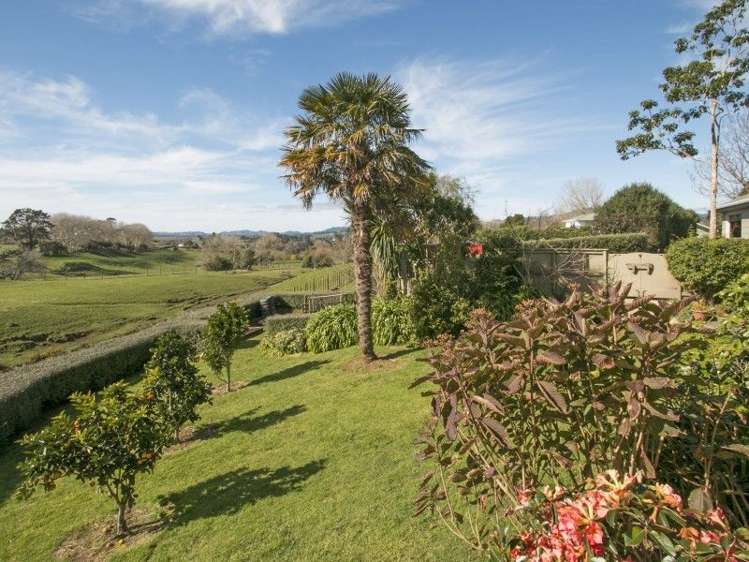 56 Poland Street Waikino_13