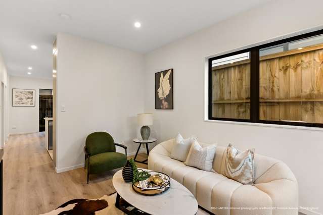 12A Holland Avenue Point England_1