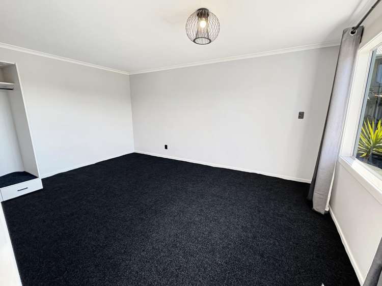 7 Whitby Place 10568_5