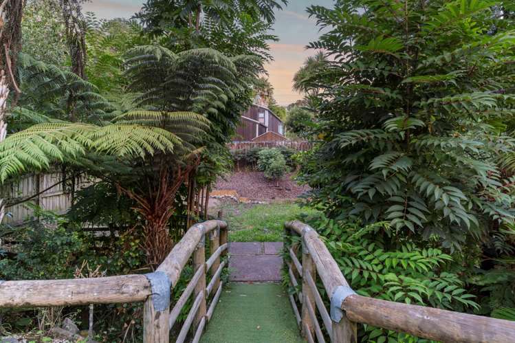 2/16 Matipo Road Mairangi Bay_29