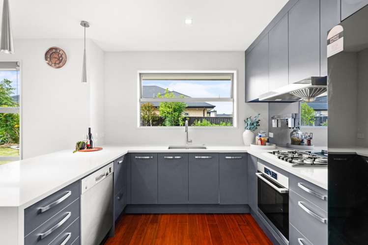 1 Canter Lane Aidanfield_10