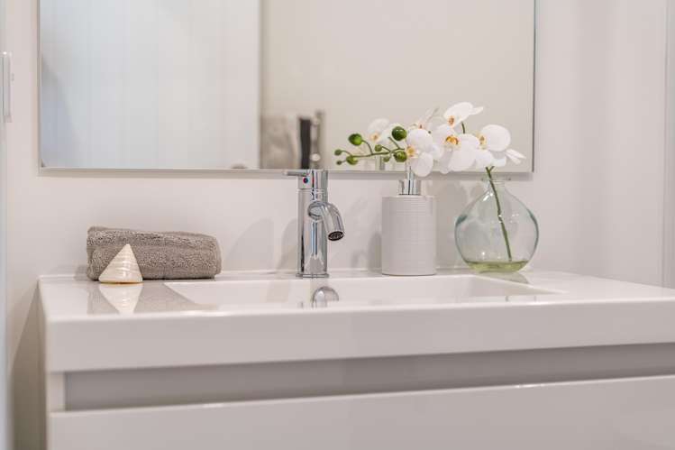 18-20 King Street Upper Hutt Central_18