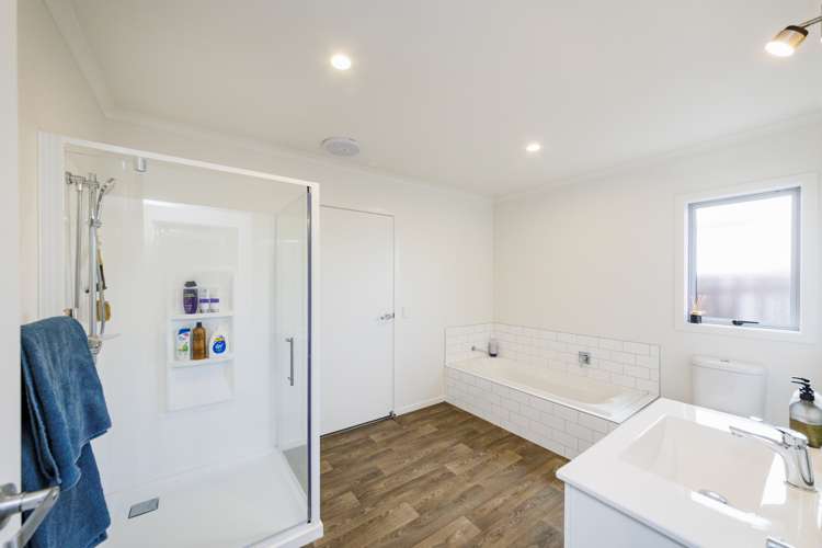 21 Wescombe Grove Feilding_14