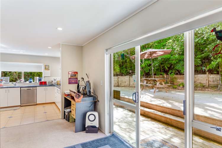 21a Woodfern Crescent Titirangi_6