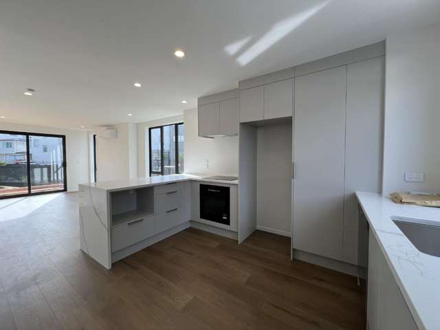 1/56 Kervil Avenue Te Atatu Peninsula_3