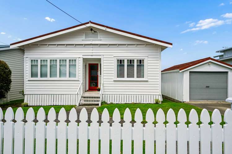 15 Aramoana Avenue_0