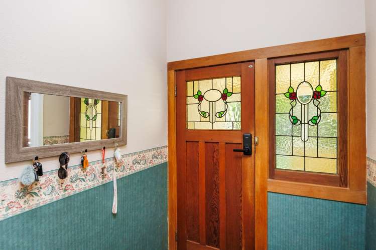 24 Rainforth Street Roslyn_16