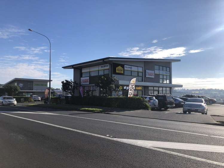 1 | 65 Lunn Avenue Mount Wellington_4