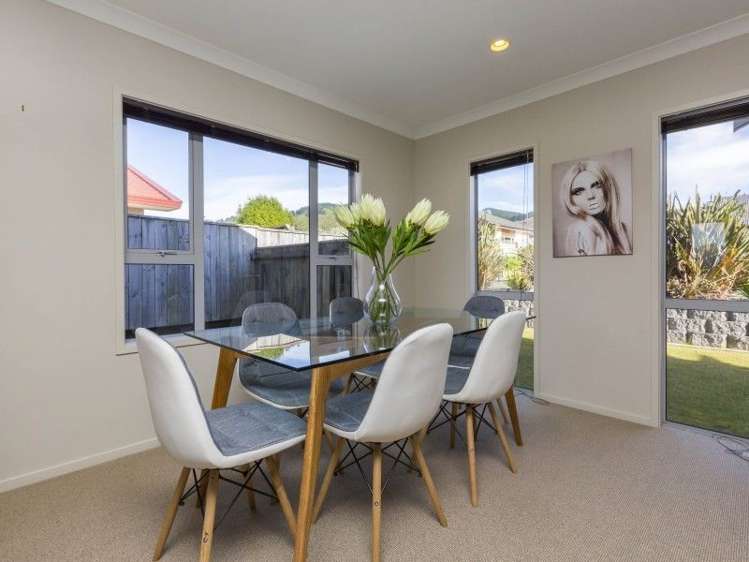 35 Mcewen Crescent Riverstone Terraces_5