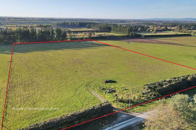 185 McIntoshs Road Fernside_4