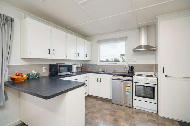 273 Conyers Street Strathern_1