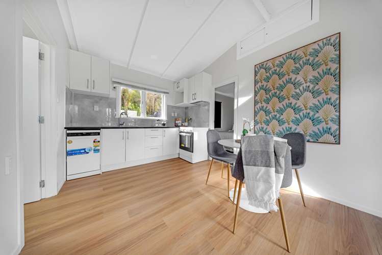 1/60a View Road Henderson_6