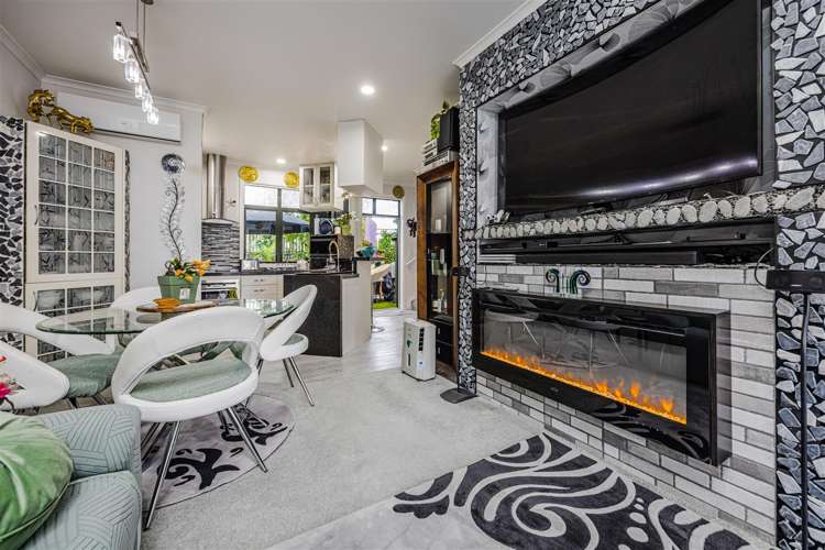 12/1 Ambrico Place_3