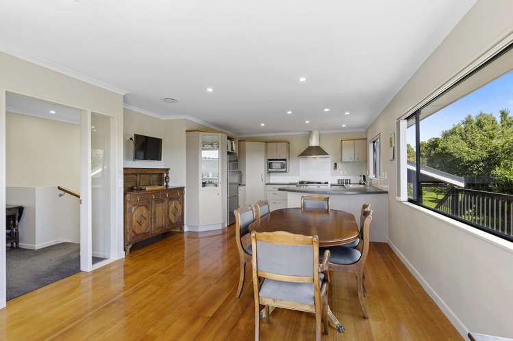 71 Mt Marua Way Mount Marua_11