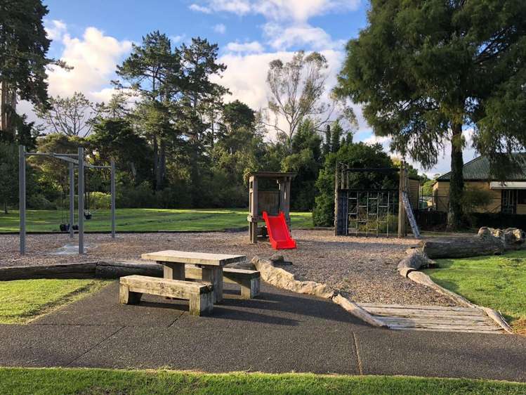 33 Urlich Drive Ranui_13