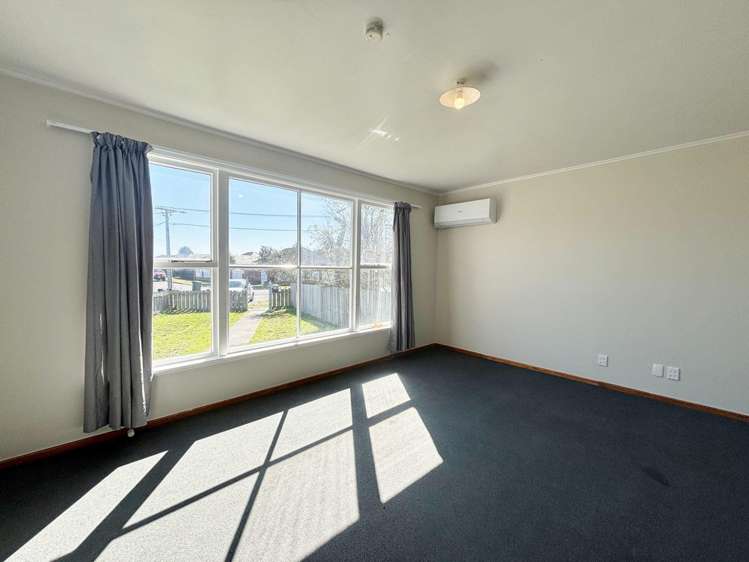 20 Bournemouth Cr Aranui_5