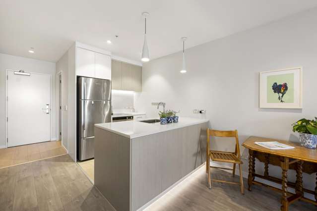 208/4 Bute Road Browns Bay_4