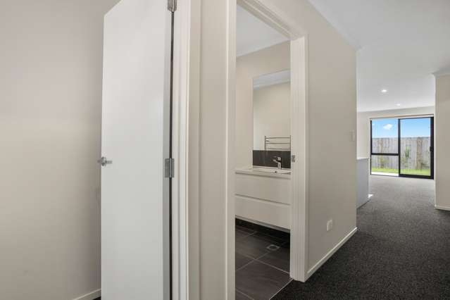 36 Waruhia Crescent Rototuna North_3