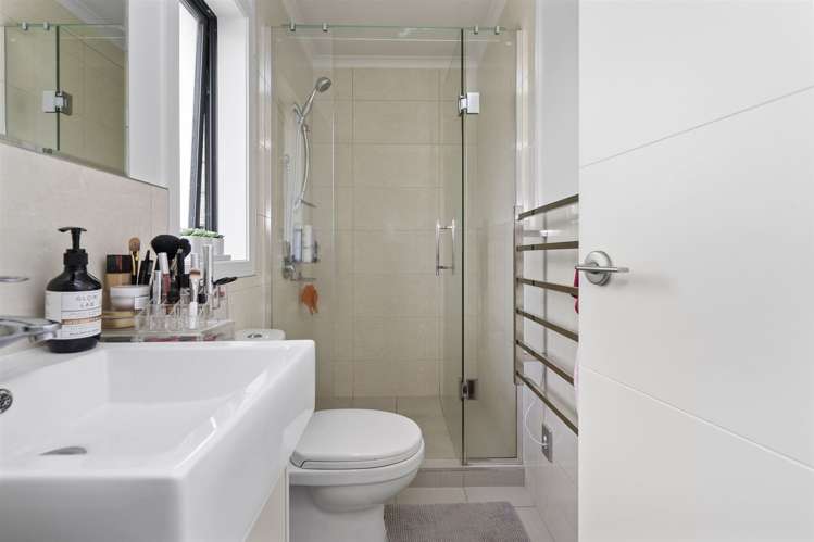 48 Ihimaera Terrace Leamington_13