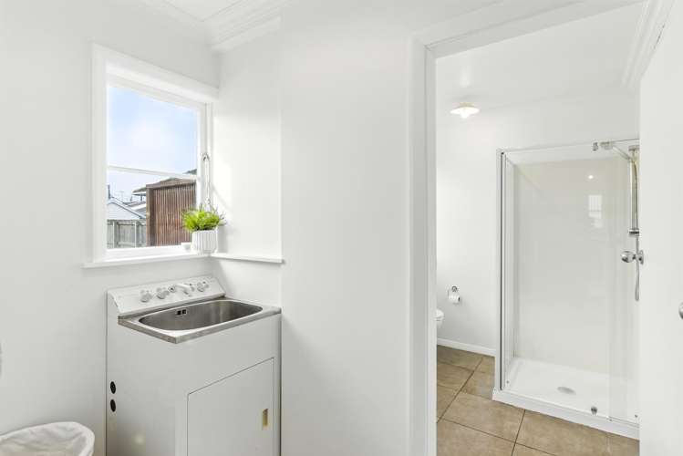 33 Middlesex Street Levin_10