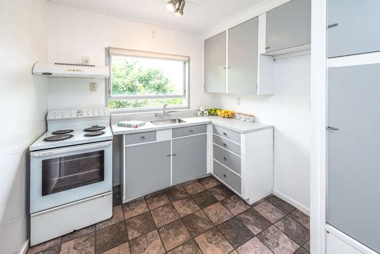 73 Great North Road Saint Johns Hill_5