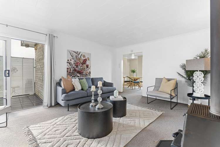 1 La Salle Drive Westown_0