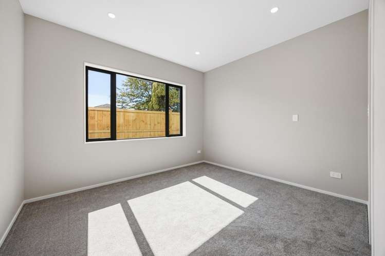 60B Hutchinsons Road Bucklands Beach_24