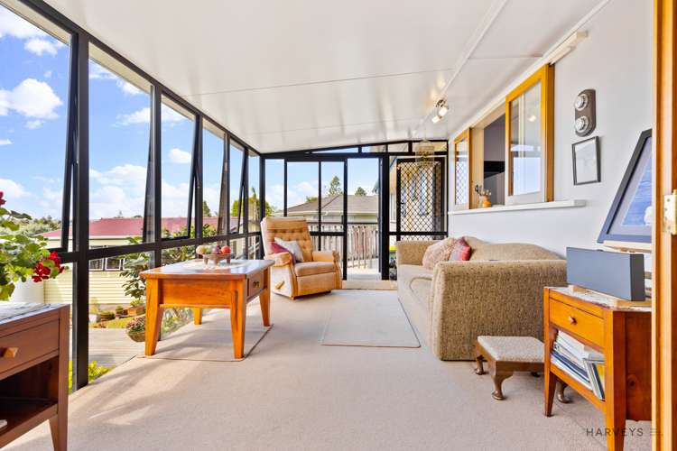 23 Lemnos Place Titirangi_6