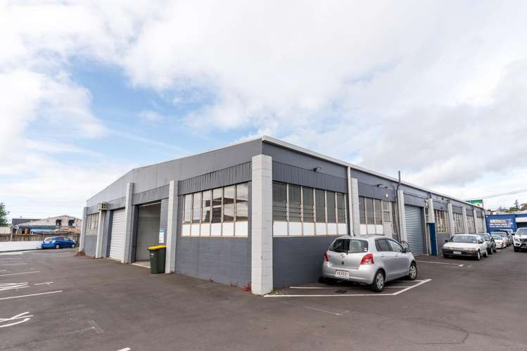 5/5-7 Parity Place Wairau Valley_3