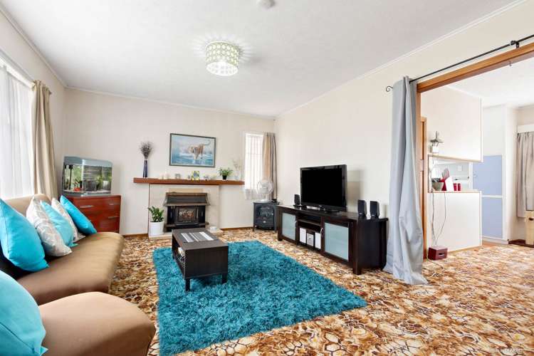 49 Strid Road Te Atatu South_2