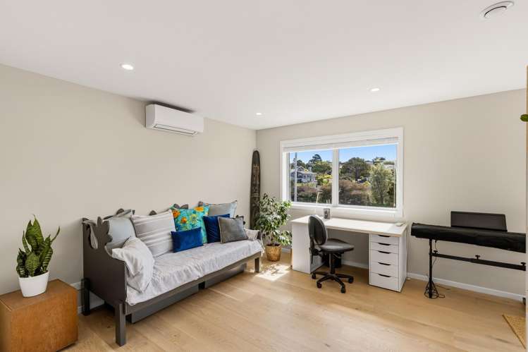 24A Surville Place Mairangi Bay_14