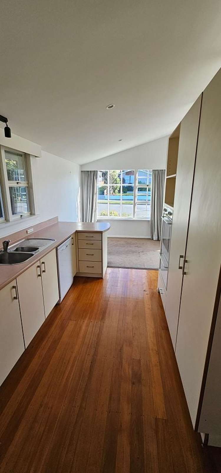 1/51 Landsdowne Terrace Cashmere_3