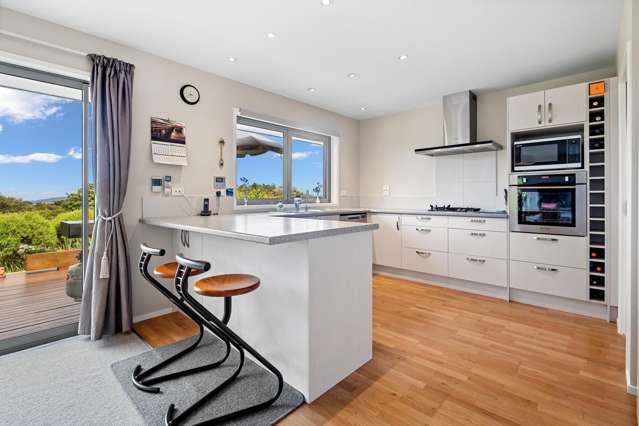 14 Ngapuke Lane Parua Bay_2