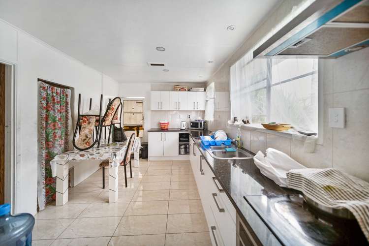 4 Dairy Road Otara_5