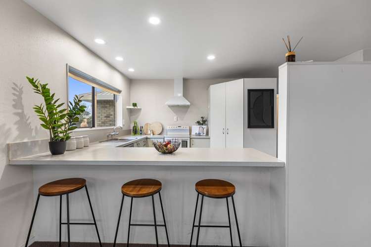 72 Evans Road Papamoa_2