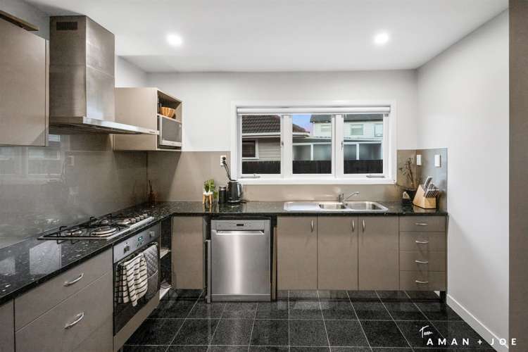 65 Neil Avenue Te Atatu Peninsula_13