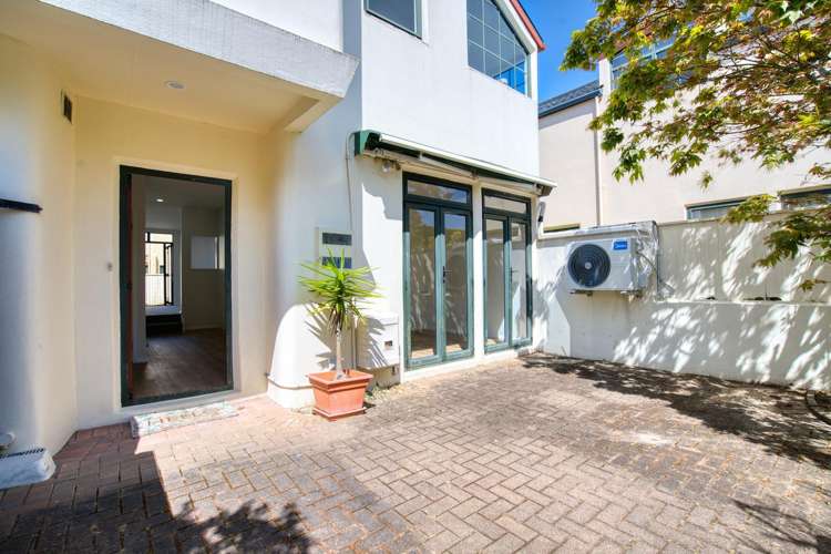 1E Griffin Avenue Epsom_27