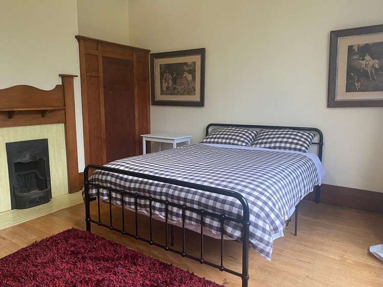 28 Harrington Street Lawrence_5