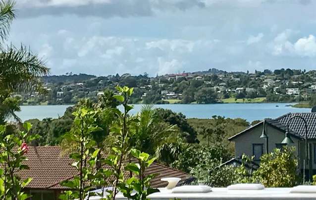 92 Tauranga Place Orewa_1