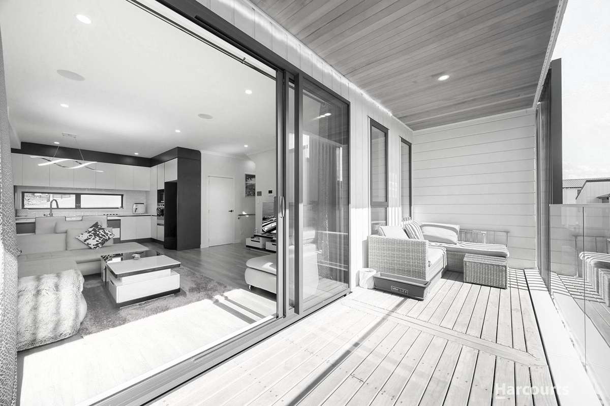 2/5 Ayr Road_0