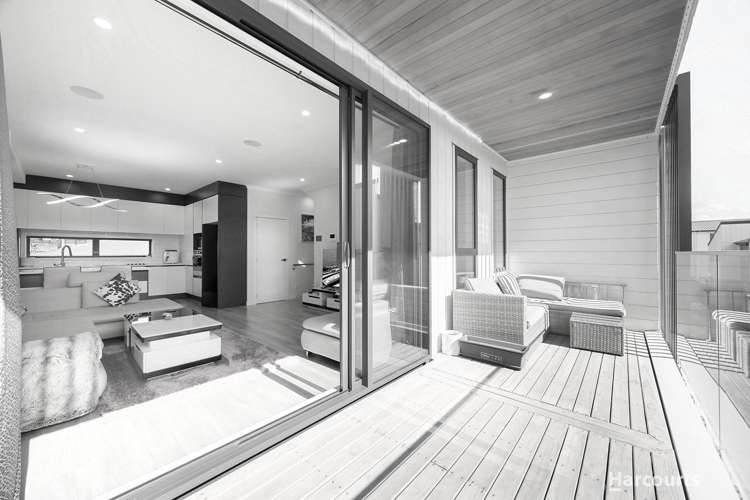 2/5 Ayr Road_0