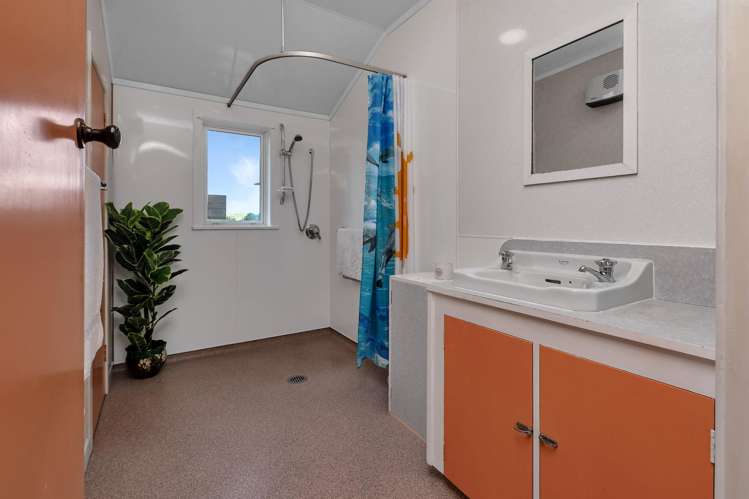 37 Valley View Road Otaika_30