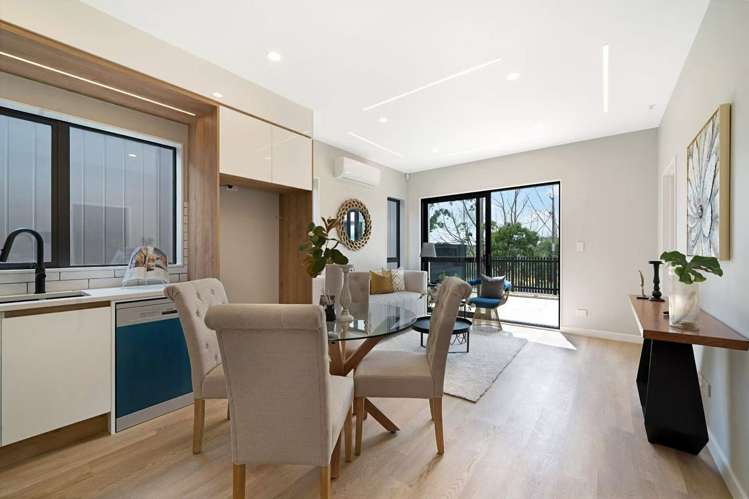 22 Paretao Street Massey_5